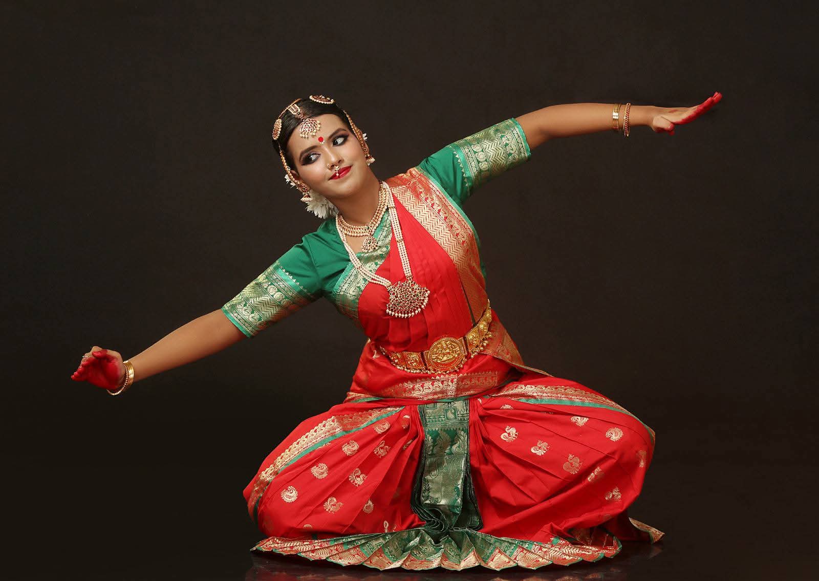 Bharatnatyam Course Image
